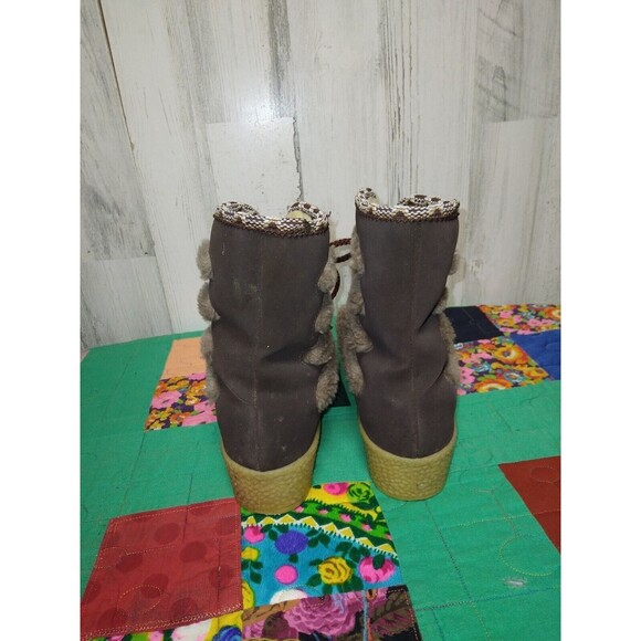 Vintage CASUAL COMFORT Faux Sherpa Lined Trimmed Boots Size 9 - Picture 9 of 11